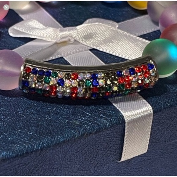 Swarovski Crystal NWOT Beaded “Ombré” Stretch Bracelet - Picture 3 of 3